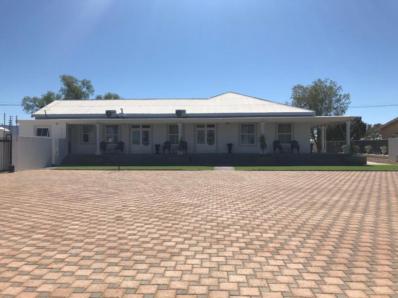 בופורט ווסט French Karoo Guesthouse מראה חיצוני תמונה